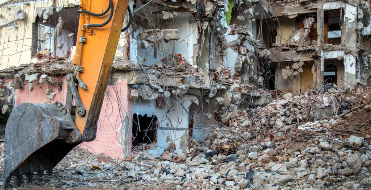 What Is Demolition Waste? A Florida Property Owner's Guide